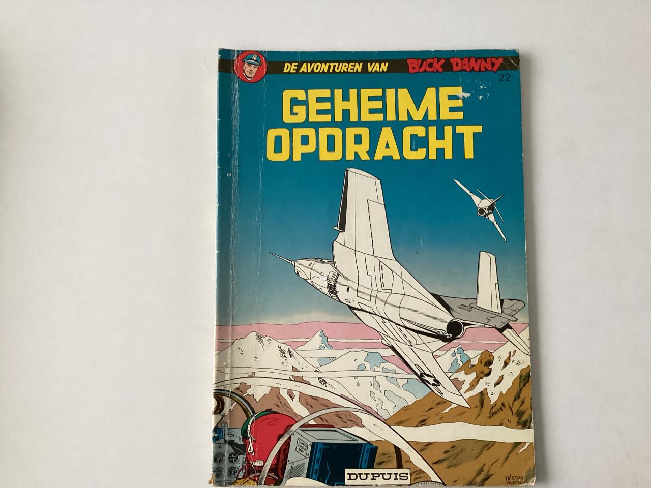 9 Verschillende stripboekjes met: De avonturen van Buck Danny.