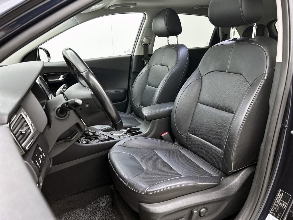 Kia Niro 1.6 gdi hybrid executiveline | trekhaak | jbl | schuifdak | stoelv
