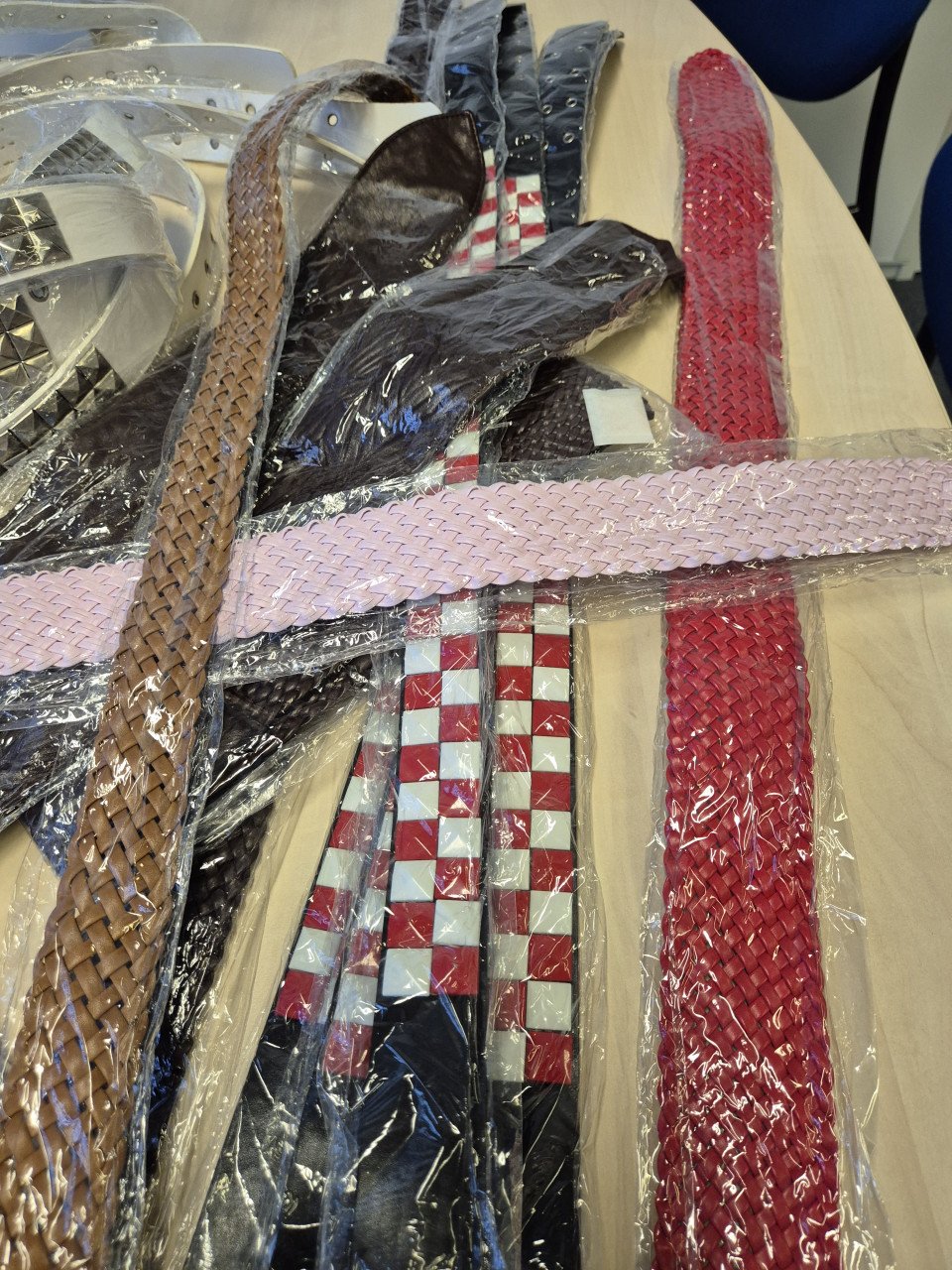 Partij van 35 nieuwe riemen