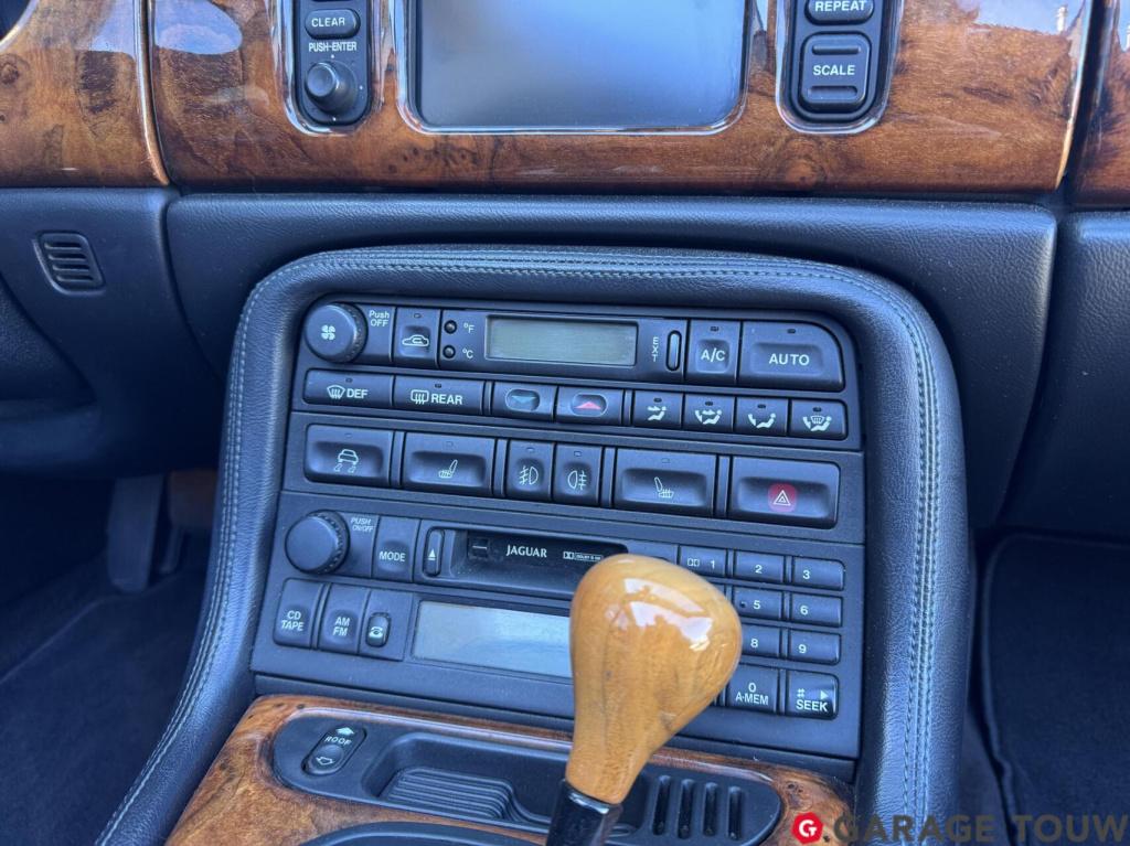 Jaguar Xk xk8 4.2 v8 convertible facelift *btw*