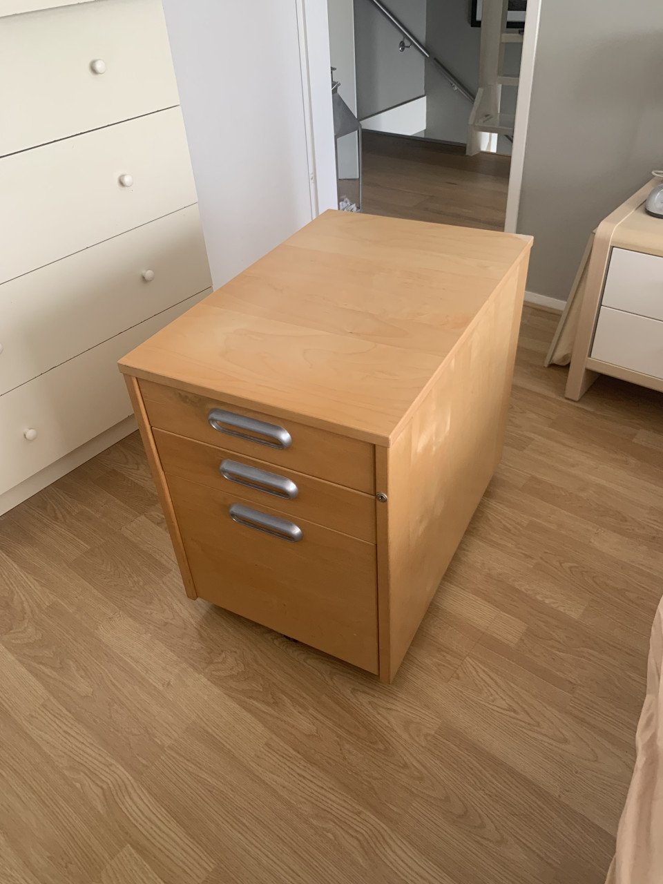 Ladeblok met 3 lades (o.a. hangmappen) op wieltjes