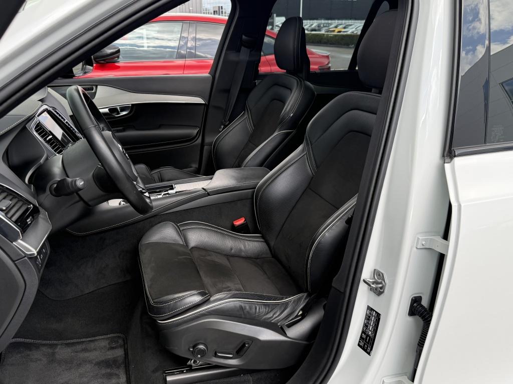 Volvo XC90 t8 390pk recharge r-design| luchtvering| trekhaak| panodak| 360c