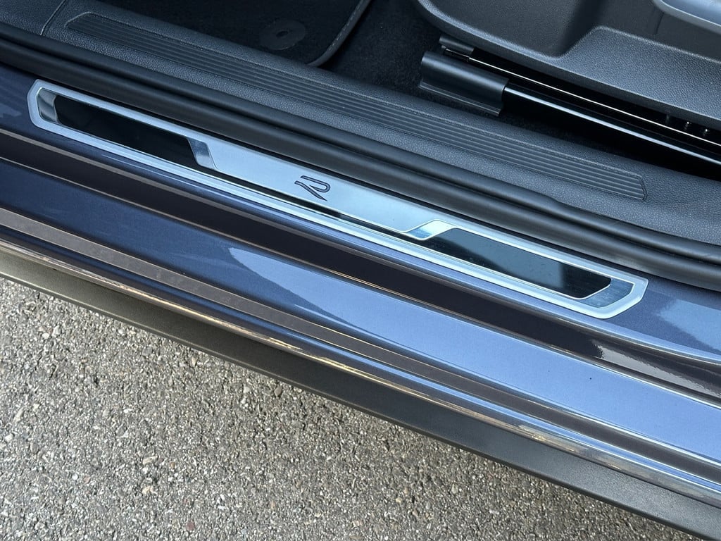 Vw Polo1.0 TSI R-Line pano|IQ-led Fabrieksgarantie tot en met juli 2026