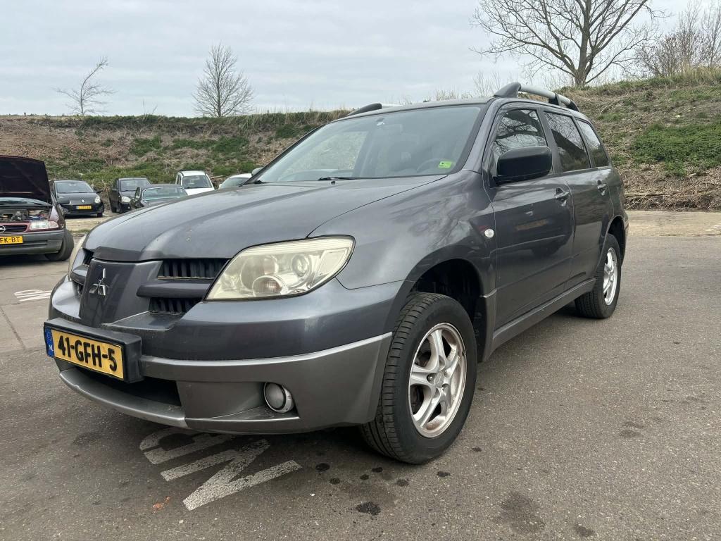 Mitsubishi Outlander 2.0 travel