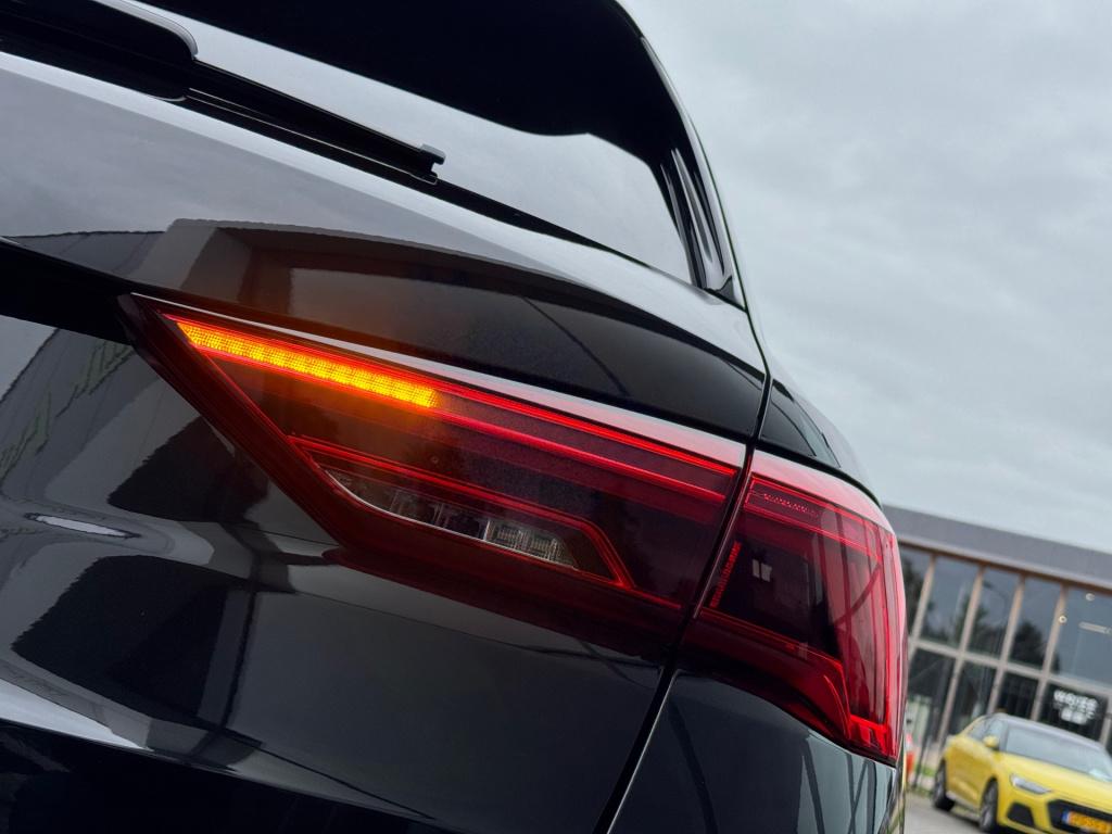 Audi Q3 35 tfsi 3x s-line * keyless * matrix led * carplay