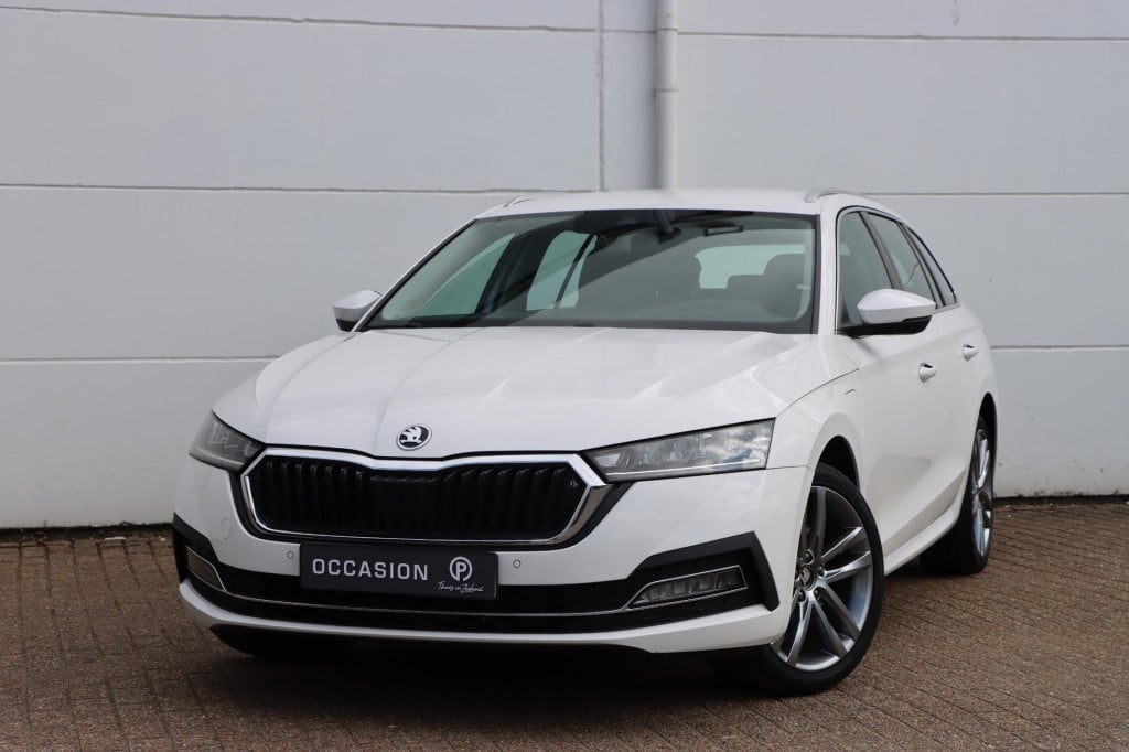 Skoda Octavia combi 1.4 tsi iv style 204pk dsg6