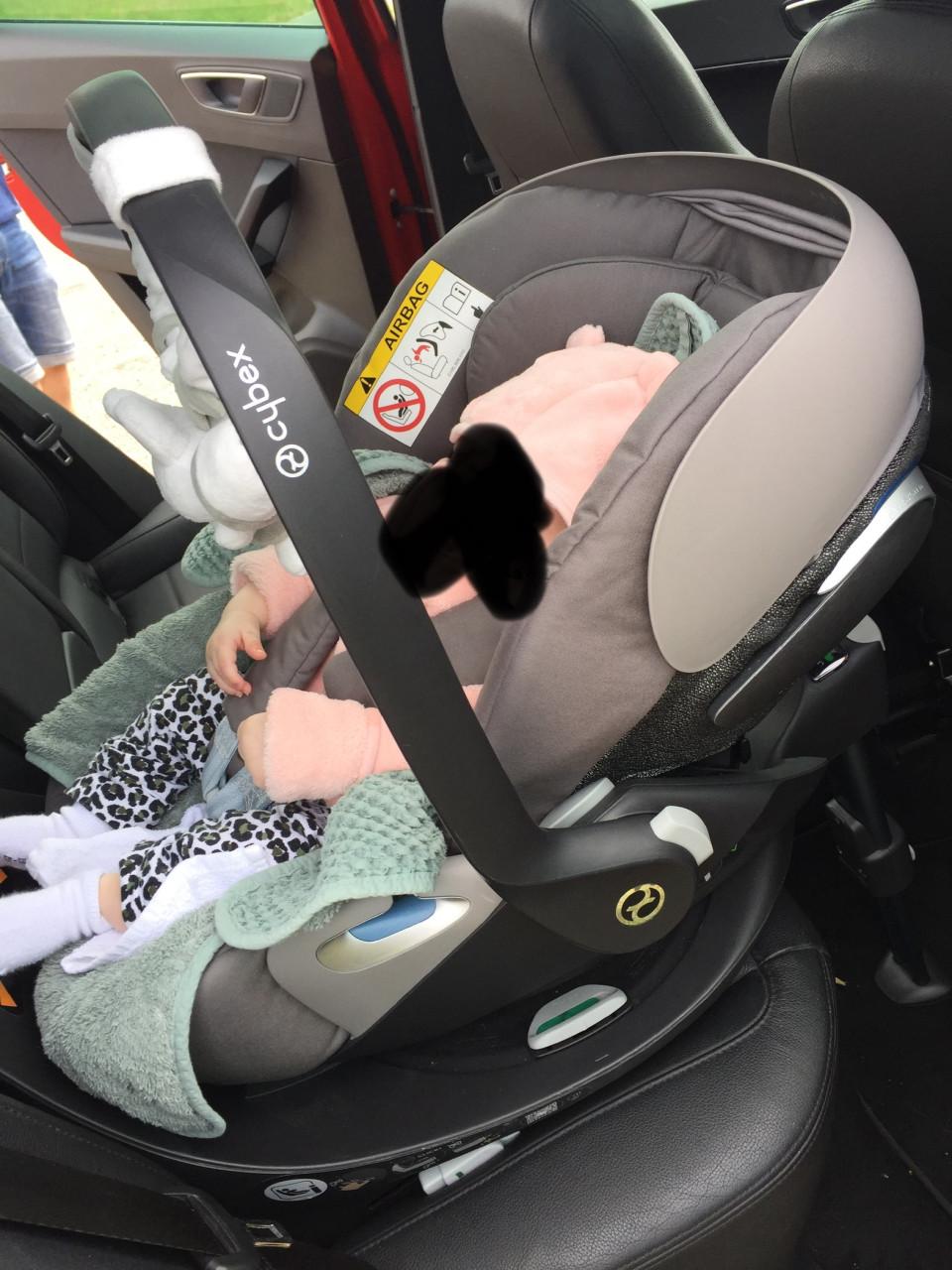 Cybex maxi cosi met 360 graden isofix plateau
