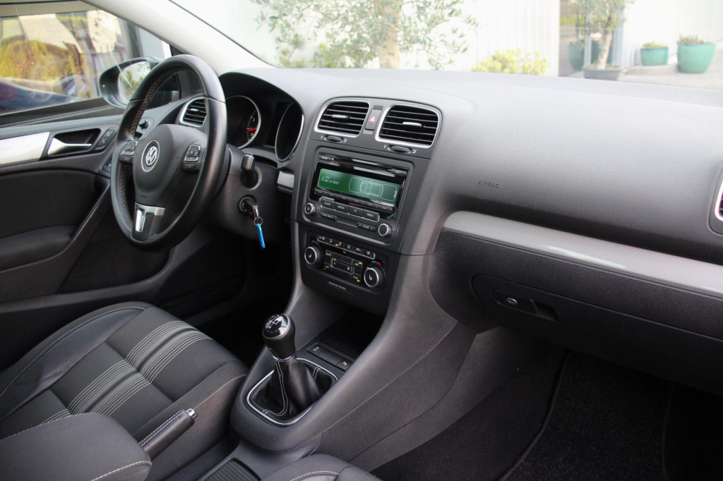 Volkswagen Golf 1.2 tsi match - half leder - nieuwe distr ketting - stoelve