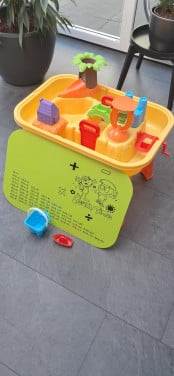 Zand en water speeltafel