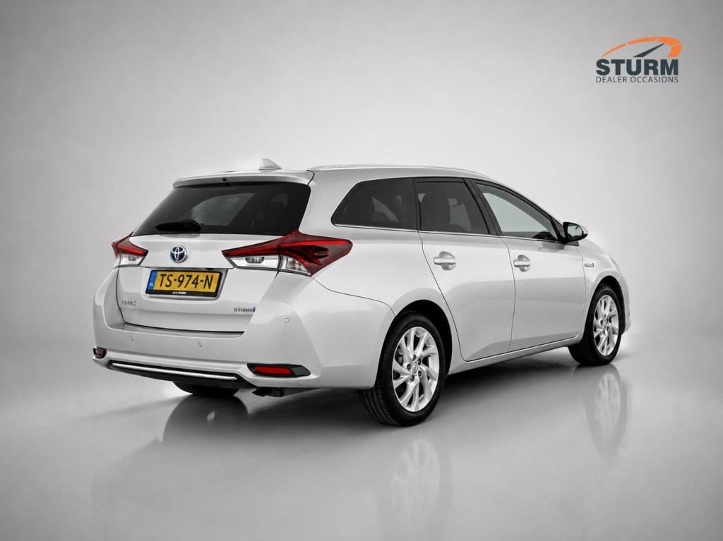 Toyota Auris 1.8 hybrid executive nl-auto!