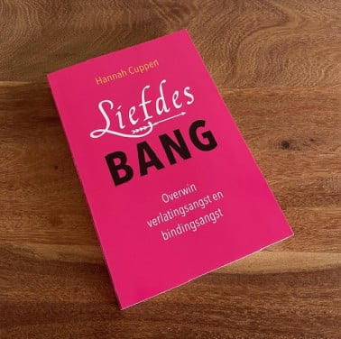 Liefdesbang | Hannah Cuppen