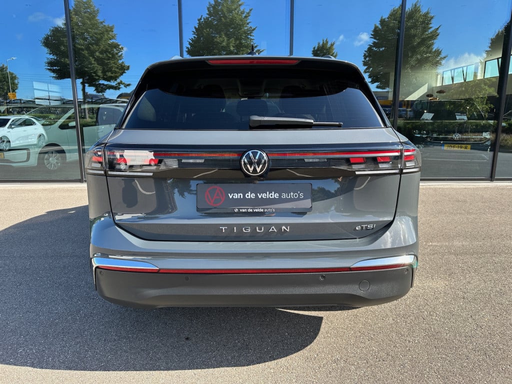 Volkswagen Tiguan 1.5 etsi 150pk elegance | 360 camera | trekhaak | elek. a