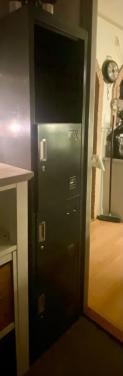 Locker kast
