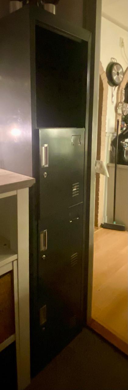 Locker kast
