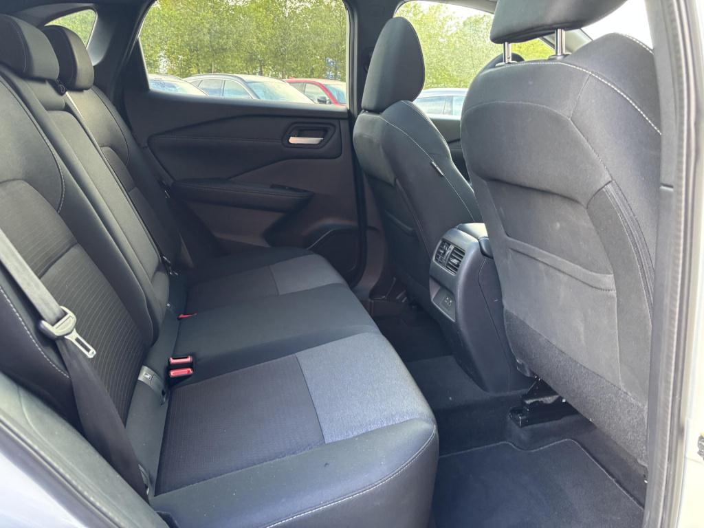 Nissan Qashqai 1.3 mhev premiere edition