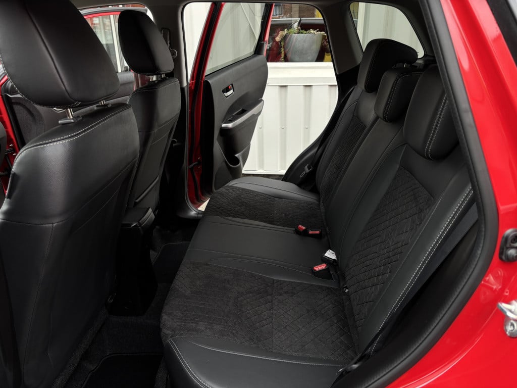Suzuki Vitara 1.4 boosterjet style smart hybrid