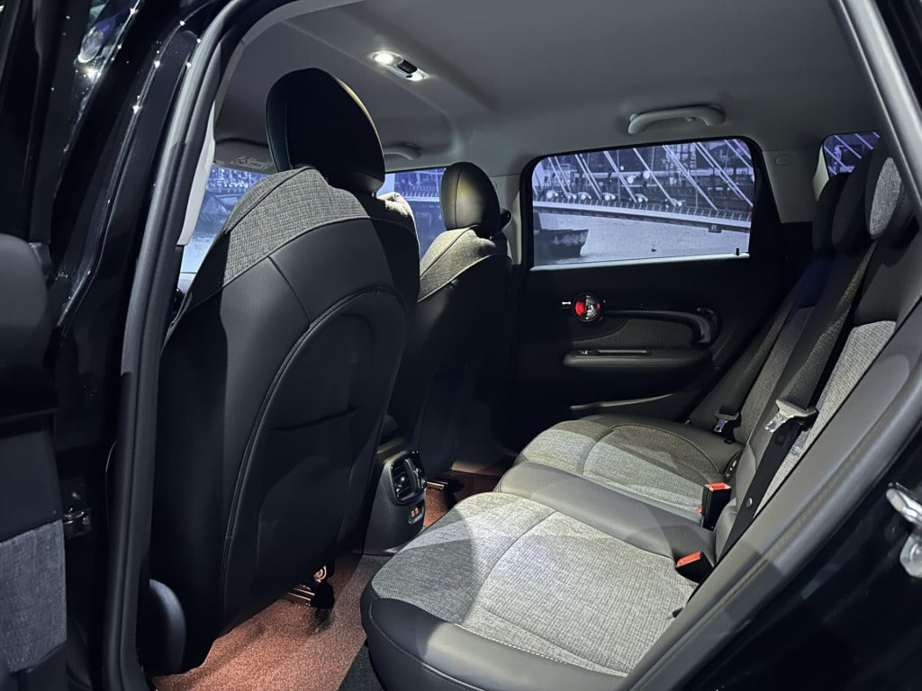 Mini Clubman mini 1.5 cooper classic *origineel nl*camera*carplay*