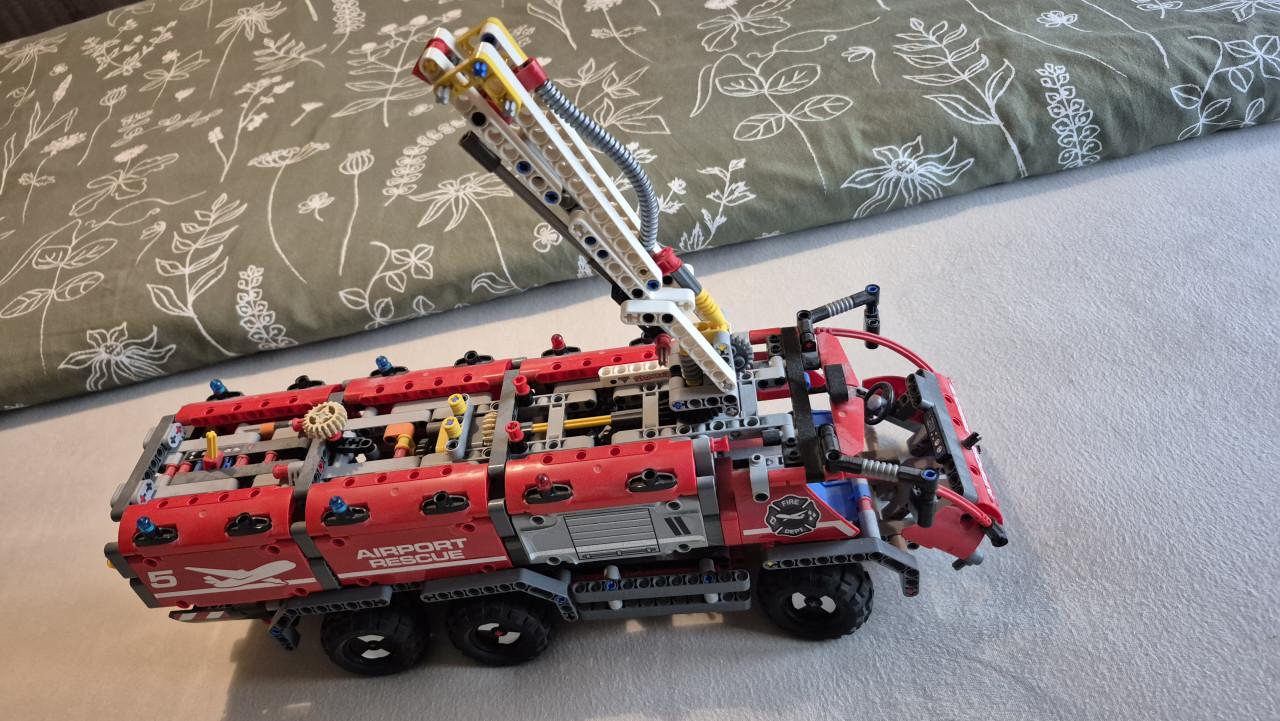Lego Technic 42068