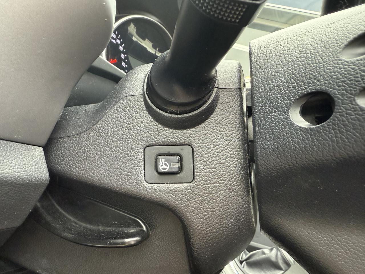 Kia Sportage - 1.6 GDI DynamicLine | Pano | Stuurverwarming|Trekhaak