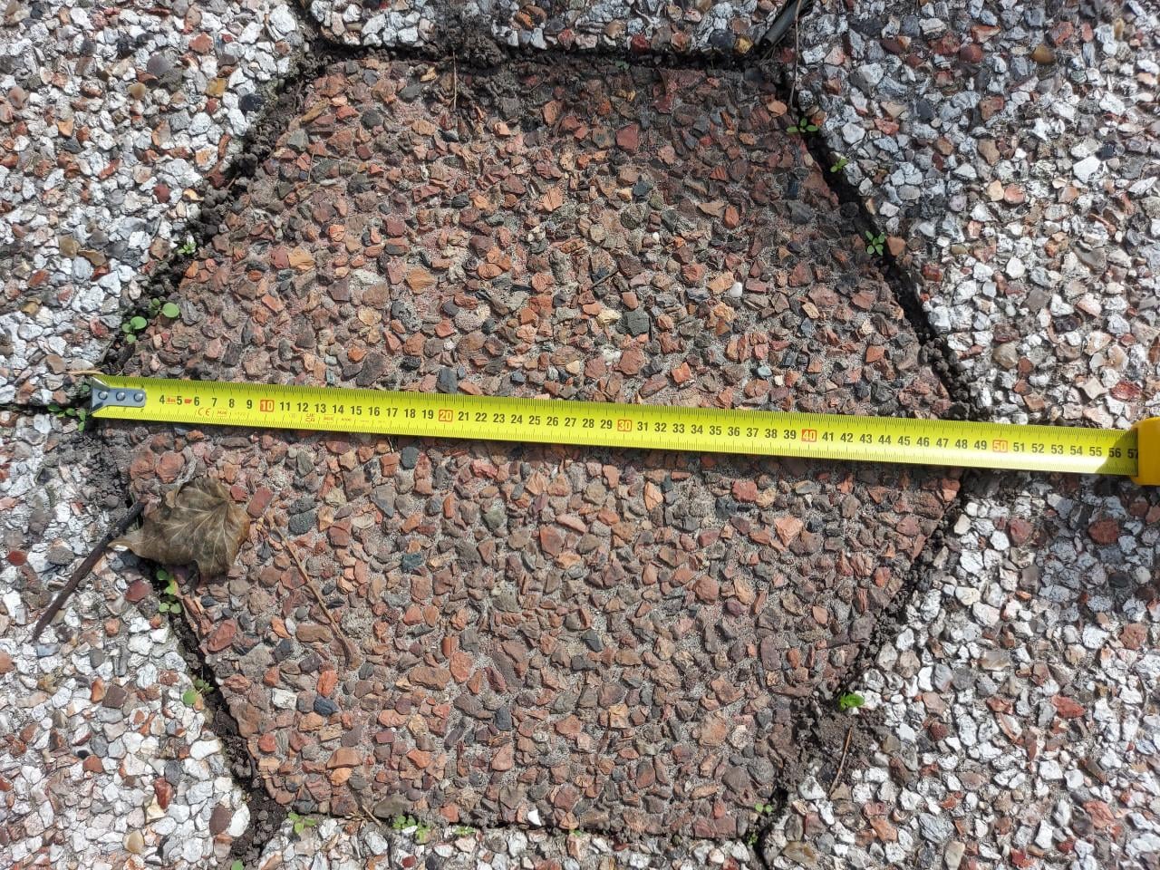 Gratis afhalen: zeskant tegels <40 stuks