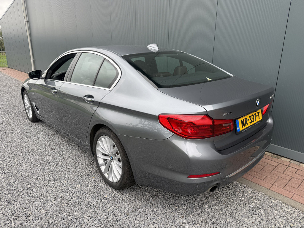 BMW 5 Serie 530i xdrive automaat high executive sedan