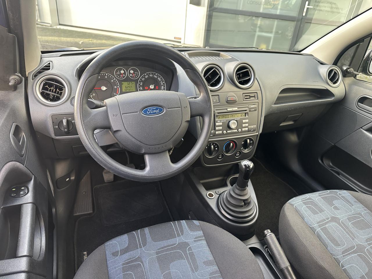 Ford Fiesta 1.3-8V Cool & Sound - 1e eigenaar / Weinig KM / Airco / NAP /