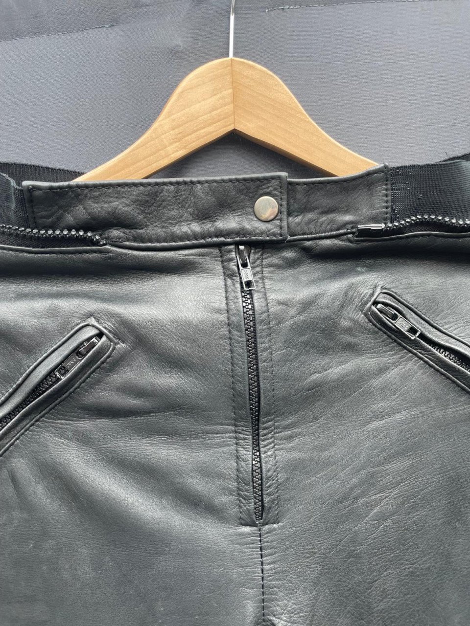 Motorbroek leer