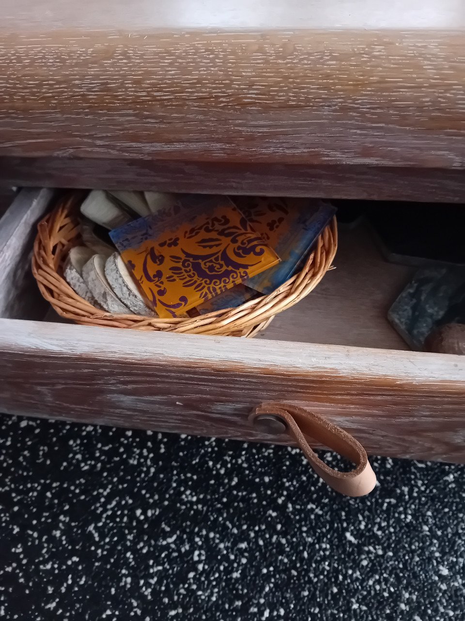Wollen vloerkleed in combinatie met...