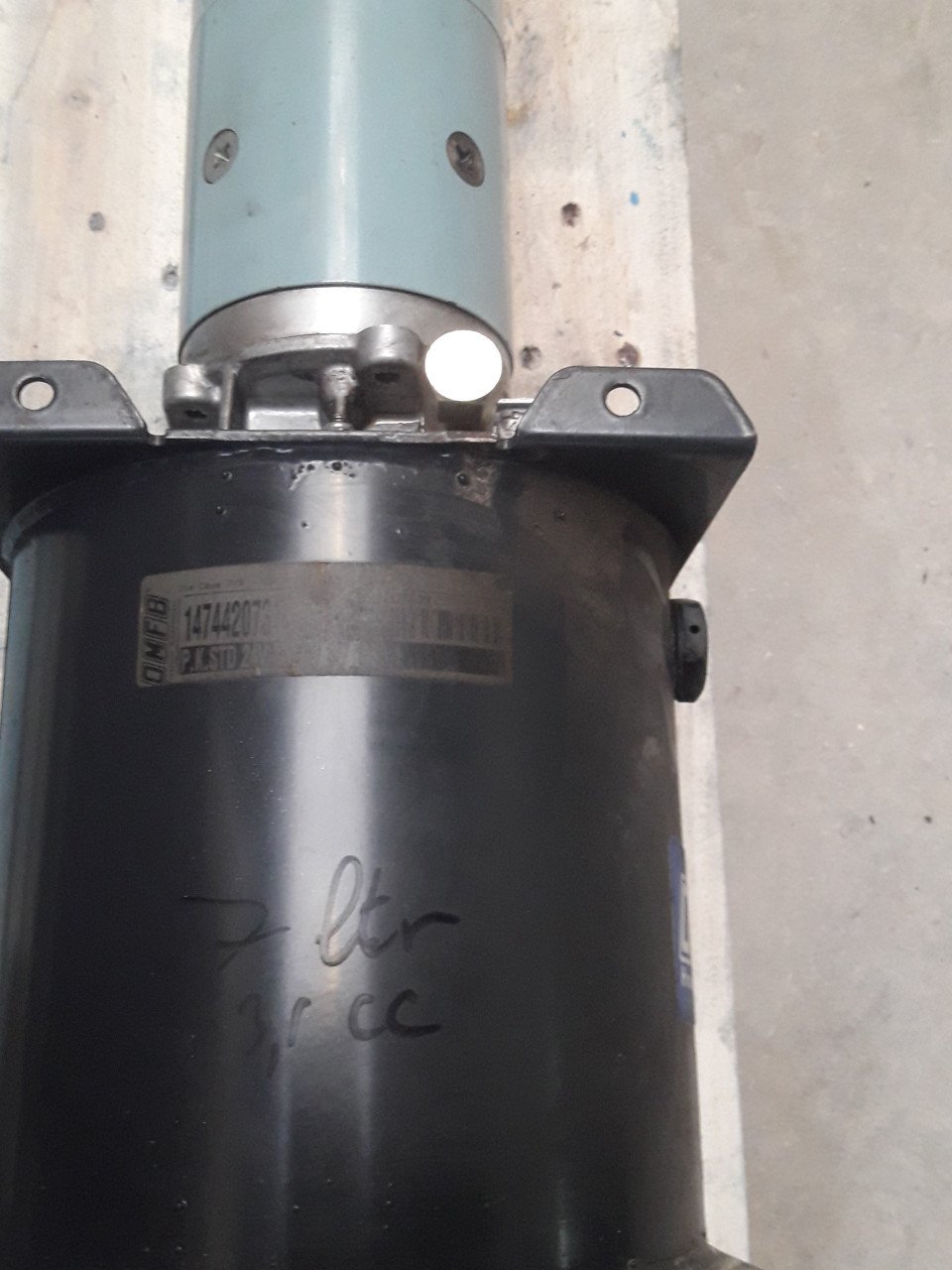 Hydrauliekunit 24volt 3000w, 7.1ltr tank, pomp3.1cc