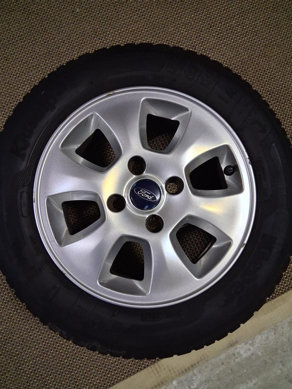 Originele ford velgen met winterbanden