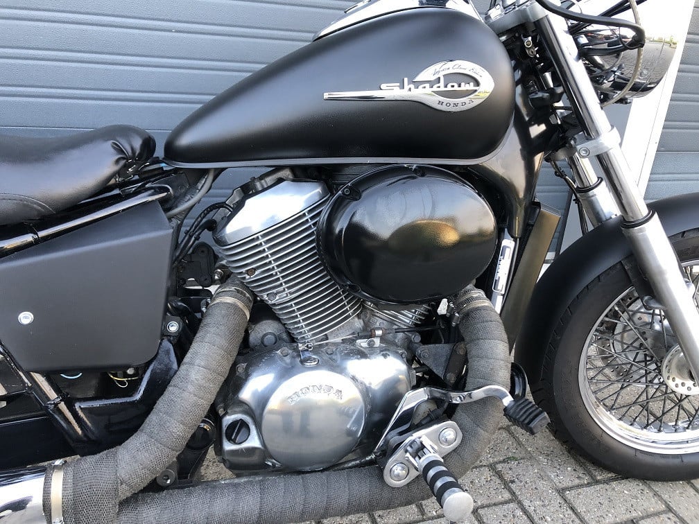 Honda VT750C2, licht verbouwde chopper uit 1997, geschikt voor A2, €2295,-