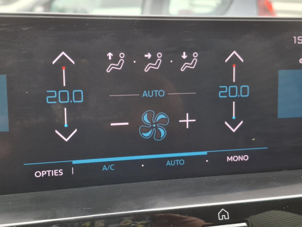 Citroen C4 130 eat8 automaat shine clima/lmv/nav/cam