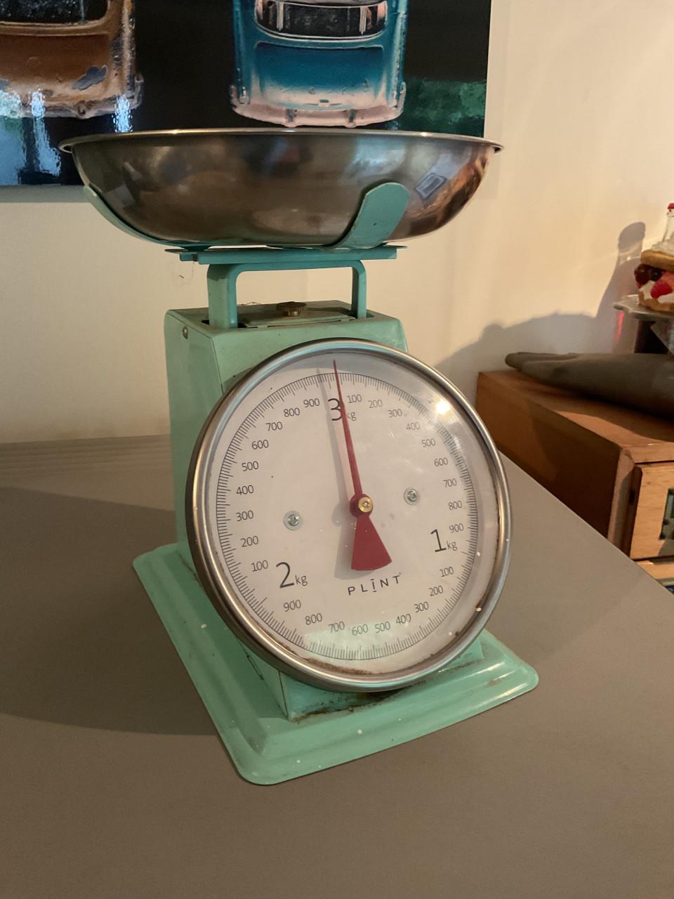 Vintage keukenweegschalen