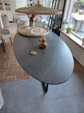 Prachtige keramische tafel