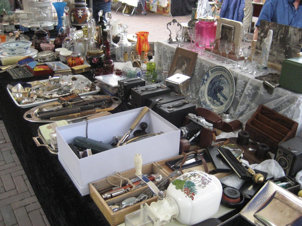 Antiek en brocante markt grote Markt Middelburg