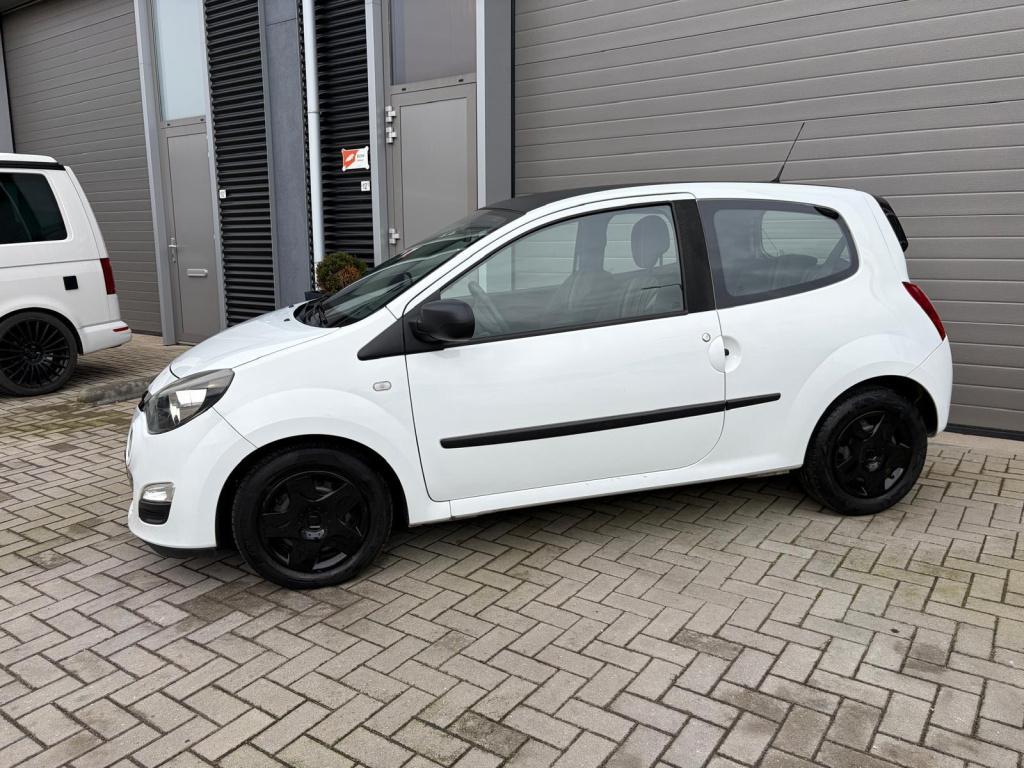 Renault Twingo 1.2 16v parisienne/150.000 nap/airco/zwart dak/