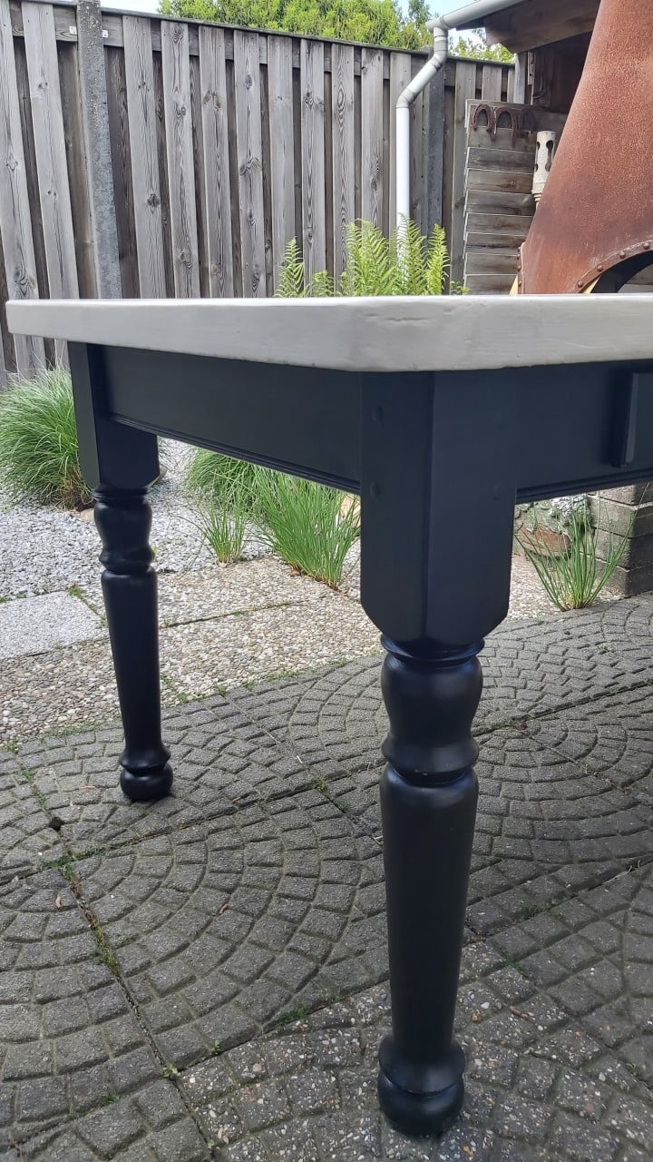 Grenen eettafel