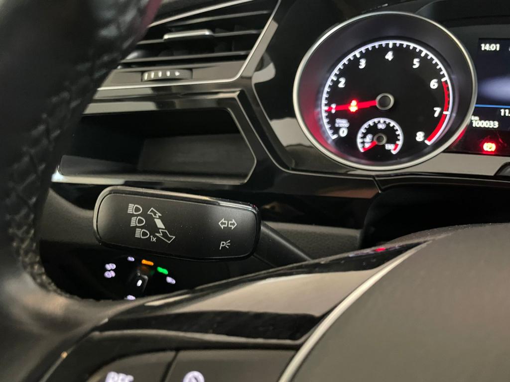 Volkswagen Touran 1.5 tsi highline