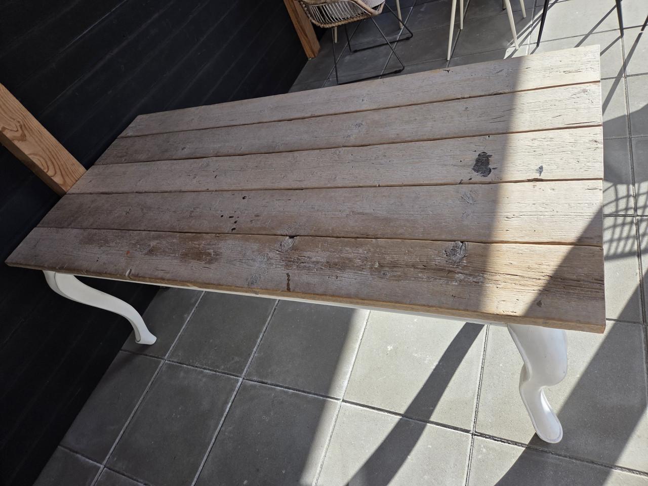 Houten tafel