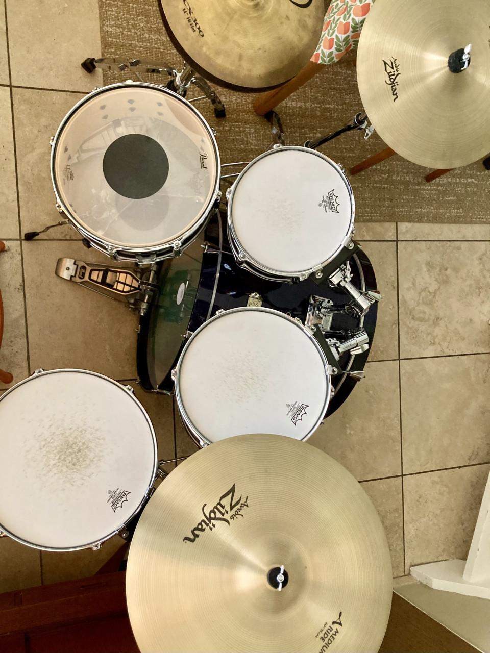 Drumstel: Pearl Export series, ELX hoogglans ketels!