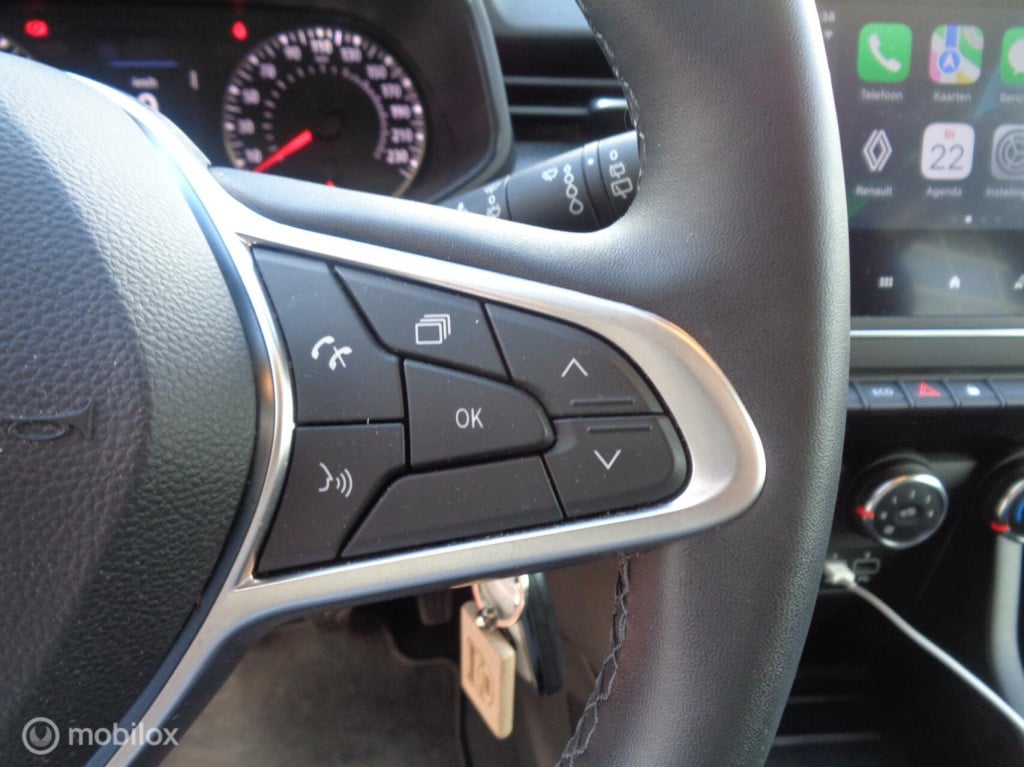 Renault Clio 1.0 tce intens/airco/lm velgen/carplay/pdc/cruise/full led/1st