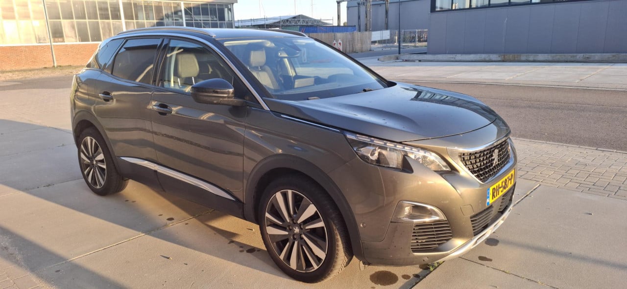Peugeot 3008 1.2 Allure 130pk