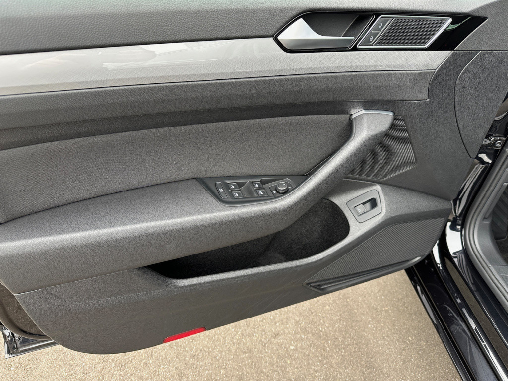 Volkswagen Passat variant 1.5 tsi 150pk dsg business | ergo stoel | camera 