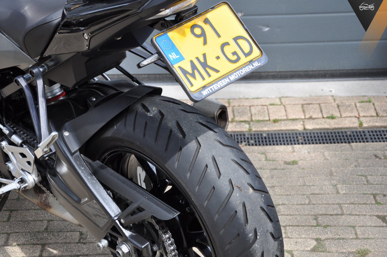 BMW S1000R