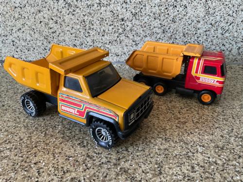 Verschillende voertuigen van het merk: Buddy L.