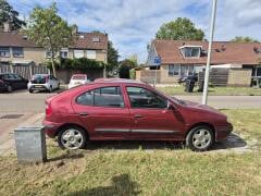 Renault megane automaat 16 XR
