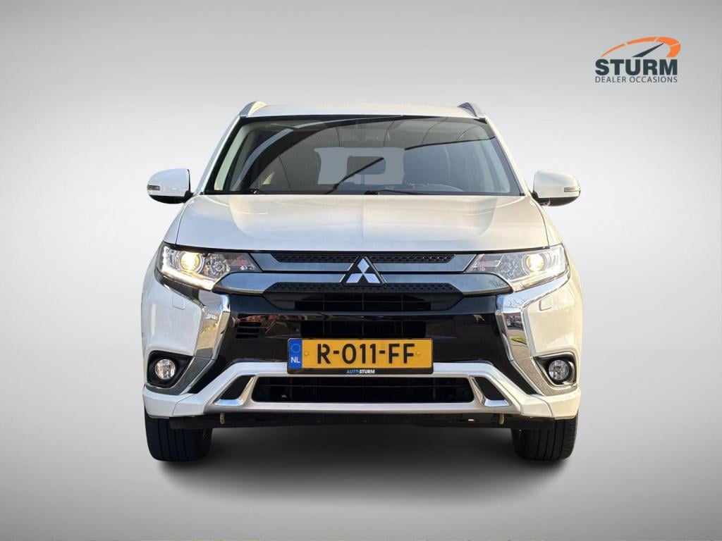 Mitsubishi Outlander 2.4 phev intense+ incl. trekhaak!