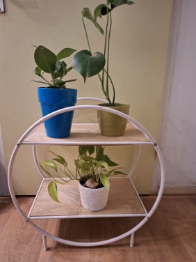 Apart tafeltje