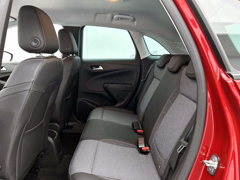 Opel Crossland X 1.2 turbo business elegance | winterpakket |  achterruitri