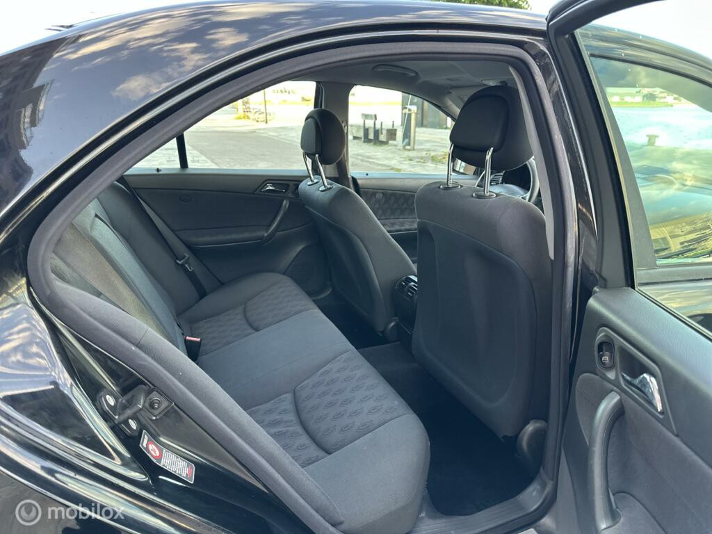 Mercedes C-klasse 200 K. Classic Airco km226.689 Nap BJ2002